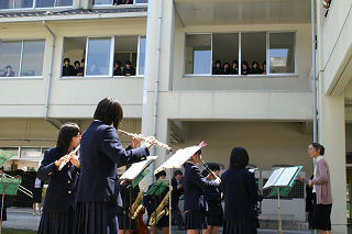 中庭コンサート